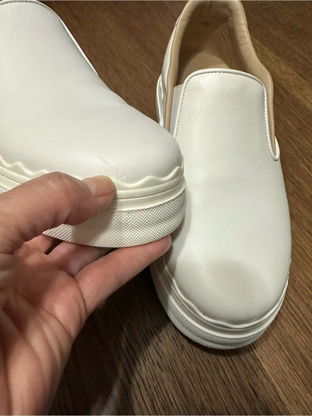 CHLOÉ LAUREN LEATHER SLIP ON SNEAKERS Women's Size 7 US/ 37 EU